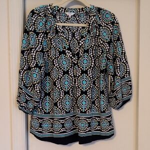 Crown & Ivy Large V-neck 3/4 sleeves Navy, Light Blue, White  Patterned Blouse